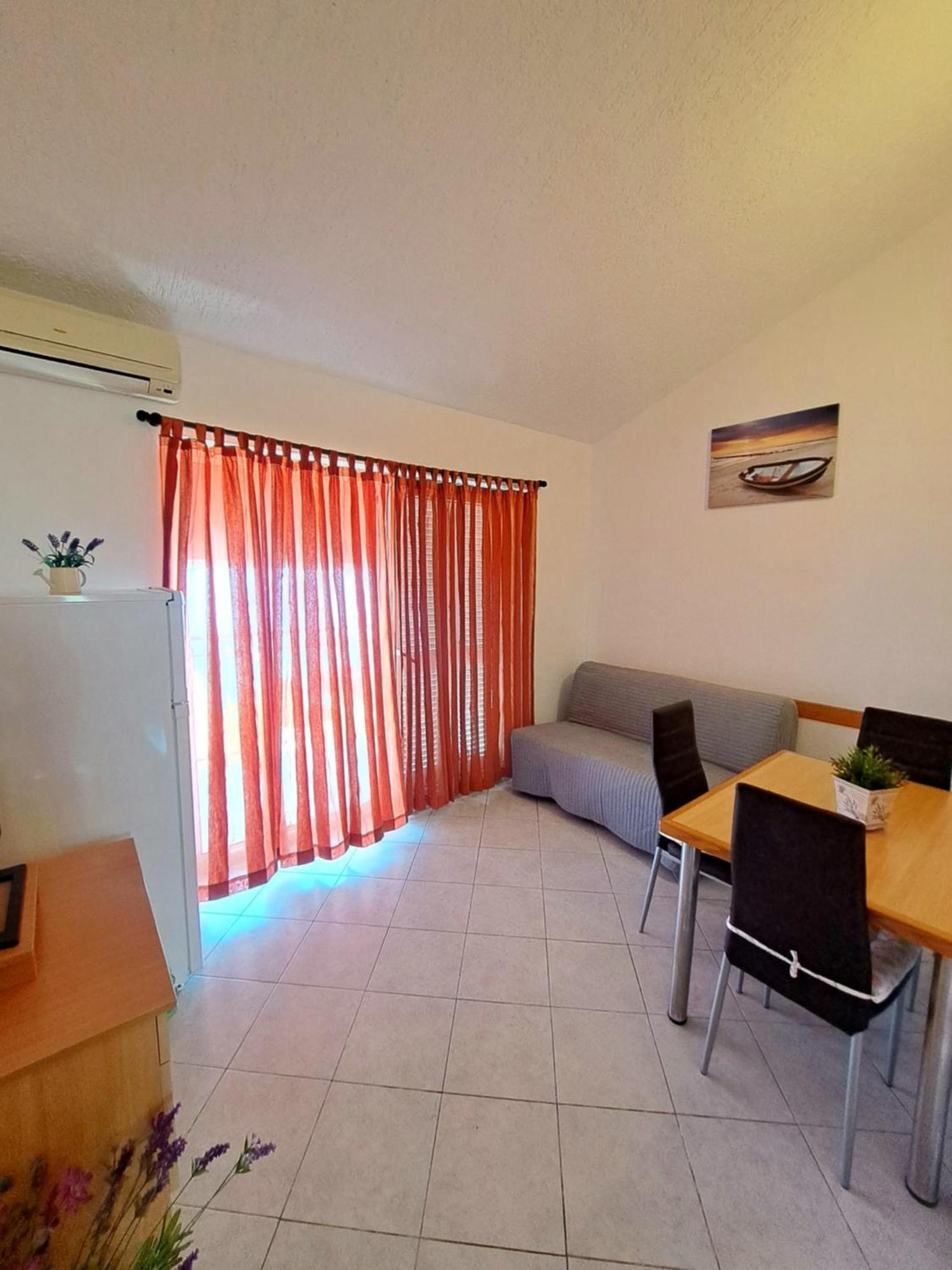 Apartments Toni Trogir Exteriér fotografie